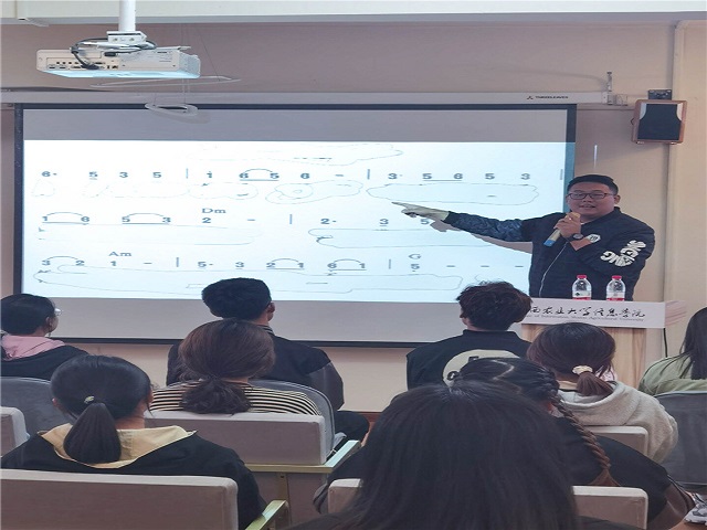 悟“乐感”探音律 让音乐氤氲生活点滴——箕城书院举办“为你的思想搭建提升爬梯”思想Level第16期