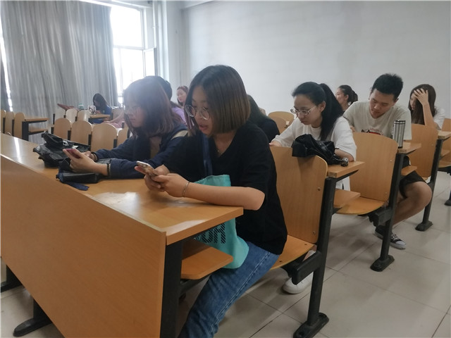 【完满班级】关注体育 关注世界奥林匹克——淬炼商学院六月完满班级主题活动（二十四）