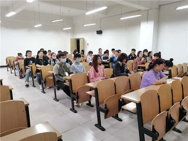 【完满班级】红色耀三晋 青年永传承——淬炼商学院财务1704班完满班级活动