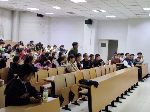 【辅导员说完满】擦亮慧眼 严防诈骗——远景学院2022级辅导员说完满活动