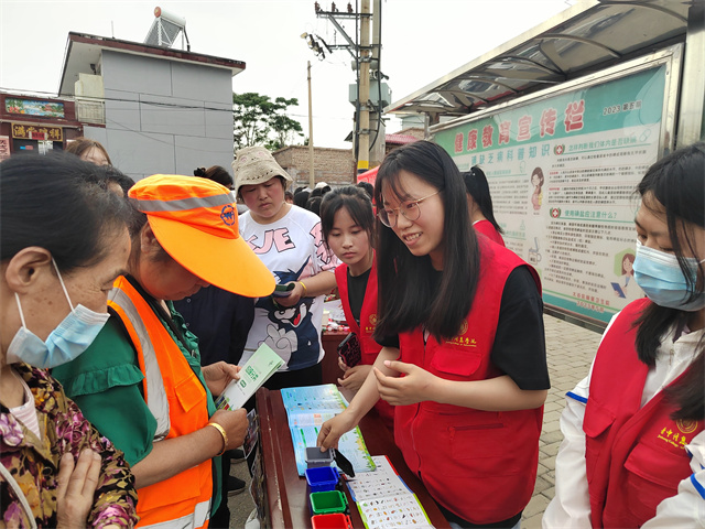 聚焦青年服务基层 “社区青春行动”走进文庙——太谷区委 淬炼·国际商学院联合文庙社区开展“社区青春行动”