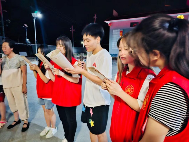 【三下乡】进廉吏故里·讲解员韩小琴与清“莲”来堡的十年相守——经济与管理学院“经”缘晋乡实践团汲知篇