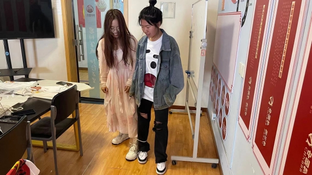 无悔青春 逐梦星河——商务英语学院五月上旬完满团支部活动集锦