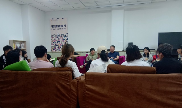 团委、学生会各学生组织相继召开2020-2021学年第二学期期中座谈会