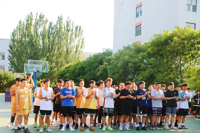 【毕业季】“启心中之光 达前行之路”——毕业季篮球嘉年华圆满落幕
