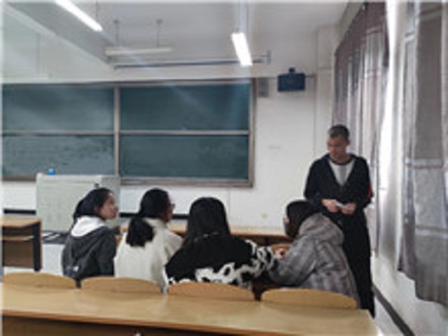 【完满班级】点燃艺术火花 畅享青春飞扬——食品与环境学院环科1701班完满班级活动