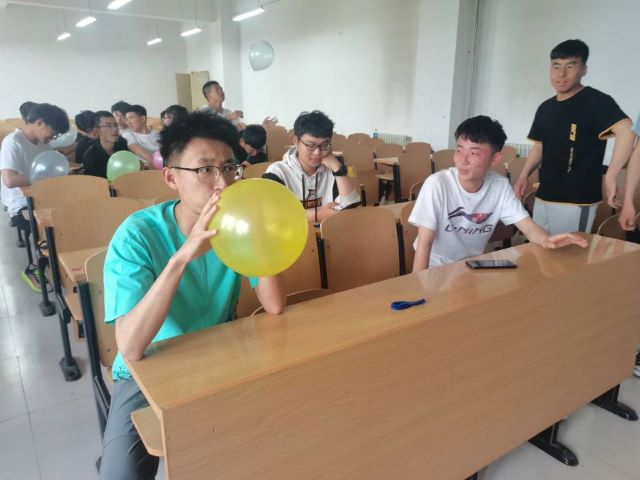 【主题团日活动】青春 如风一般自由——智能工程学院机制2002班团日活动