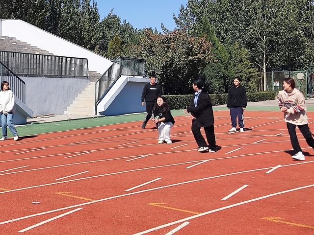 乐青春 享运动——食品与环境学院第十届“乐享杯”丢沙包班级大奖赛