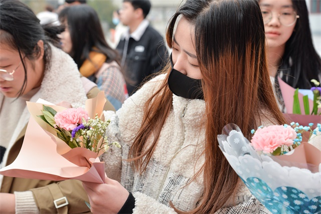 【女生节】艺巧蕙兰心 花满漾信院暨首届“最美的你”园艺插花大赛