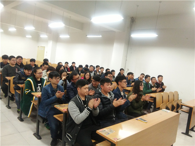 【辅导员说完满】用宣传武装自己 让自信冷酷到底——机电工程系举办“辅导员说完满”活动