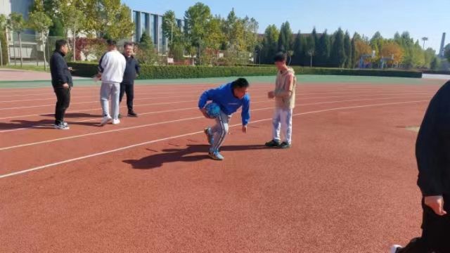 【完满班级】健康体育 活力人生——食品与环境学院园林2206班完满班级活动