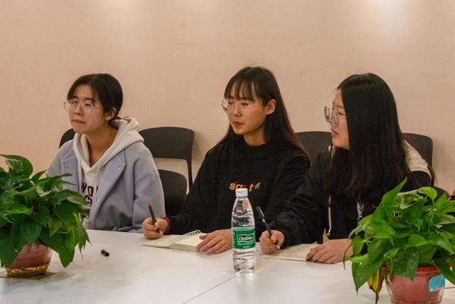 “青领未来”校园公益巡讲第1期:山西青年报记者做客青藤书院 讲述校媒融合发展新趋势