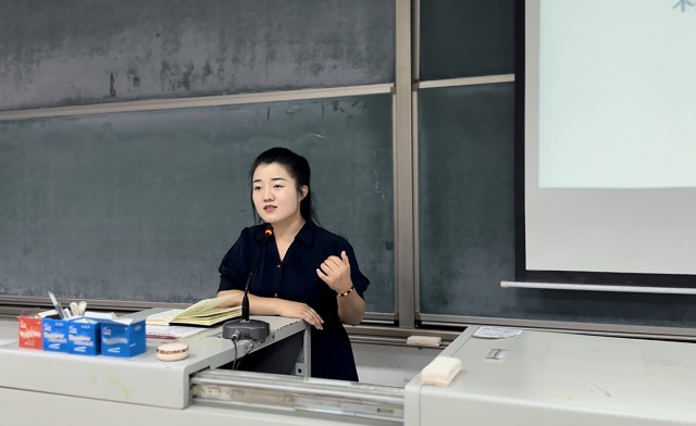 不要低估人性 不要高估自己——远景学院2023级辅导员说完满活动