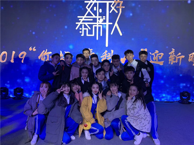 才艺之星•郝智超:追逐梦想 闪闪发光