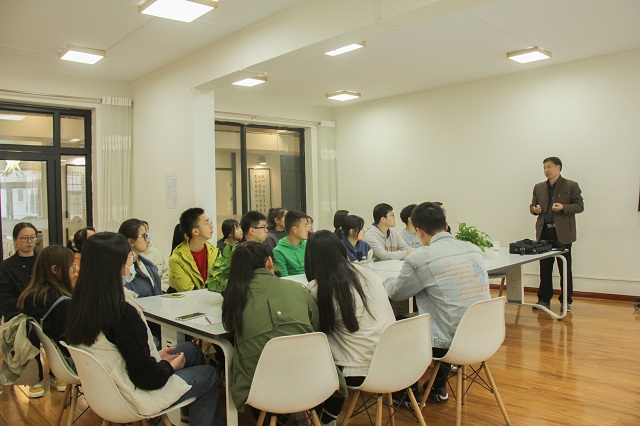 【1+1>2】注重品牌个性差异化 形成良好竞争——青藤书院举办营销战略制定第3期