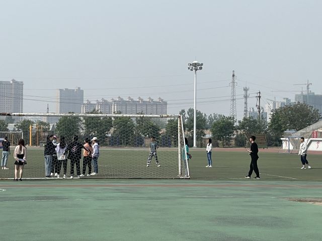 【完满班级】不忘党史 牢记使命——艺术传媒学院数字媒体2002班举办竞技足球活动