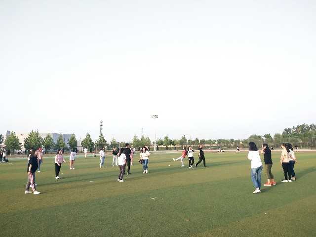 【完满班级】唱响红色 回味经典——淬炼商学院五月完满班级主题活动(十四)