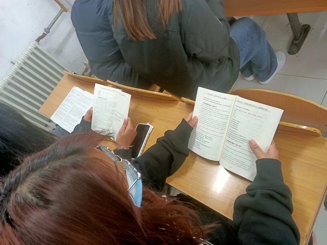 【完满团支部】《褚时健传》阅读分享会——大数据学院、信息工程学院物联2206班完满团支部活动