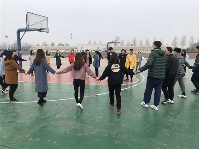 【主题团日】创意体竞之青春无畏——营销1703团支部开展系列主题团日活动