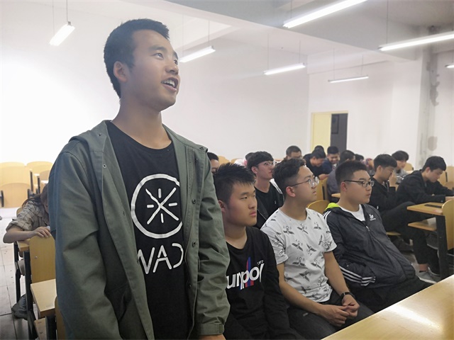 【完满班级】同献爱心 共筑希望——软件工程1804班开展完满班级活动