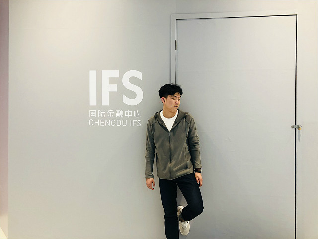 闪光的信院第219期:“吴”心所向 “磊”落不羁——吴磊