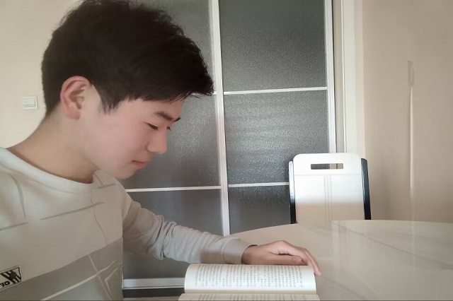 【基层活力提升】提升自己 热爱生活——经济与管理学院十二月完满团支部纪实（五）