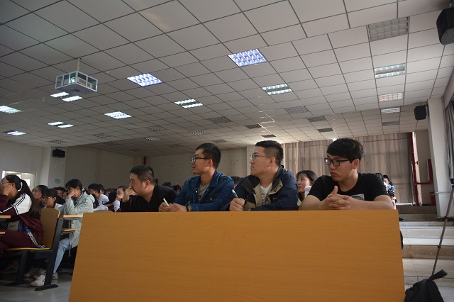 【辅导员说完满】驰骋舞乾坤 翱翔于苍穹——食品与环境学院2018辅导员说完满