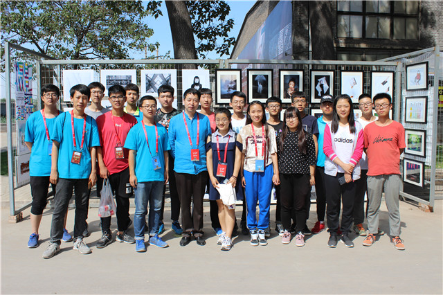 相约古城 共筑未来——学院领导应邀出席平遥国际影展开幕式