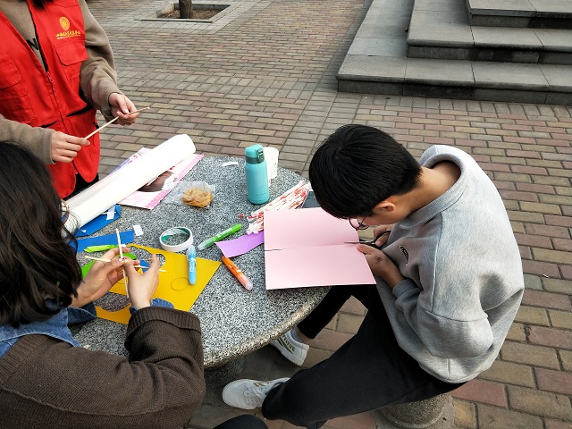 来自不同队伍 我们共同奉献——淬炼商学院专项志愿者服务队开展专项活动