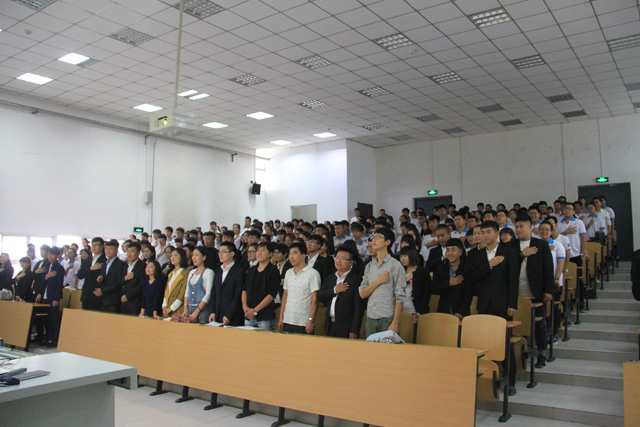 艺术传媒系第三届学生会成立大会顺利举办
