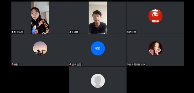 闪光的信院第258期：运动场、辩论赛、志愿服务是本期关键词