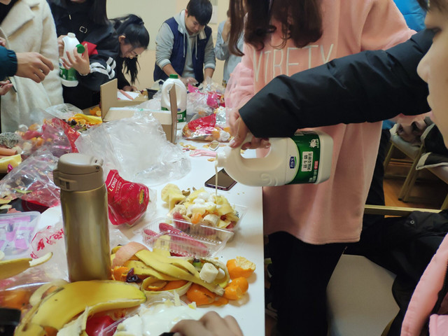 【完满班级】变废为宝 创意生活——智能工程学院18级完满班级活动锦集(五十五)