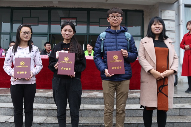 独树一帜奔卓越 定距测量实践路——环科系举办第二届“南方测绘杯”土地测量大赛