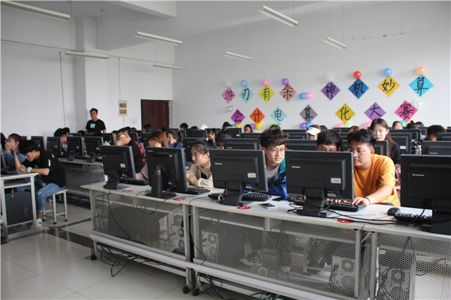 【商英计划】笃行商道 看专业技能如何与完满教育融合发展