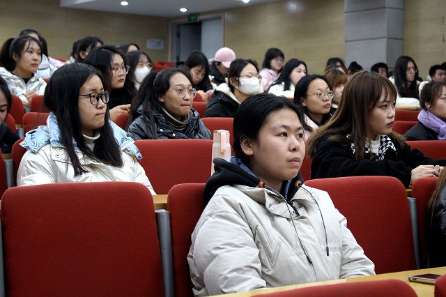 榜样引领 淬炼骨干照亮前路——淬炼·国际商学院知行班特别讲座