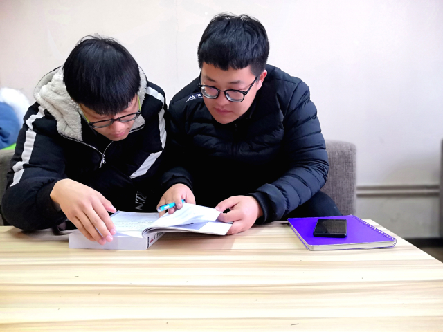 【完满班级】多读书 读好书 好读书——软件工程1804班“我与书籍的约会（一）完满班级活动