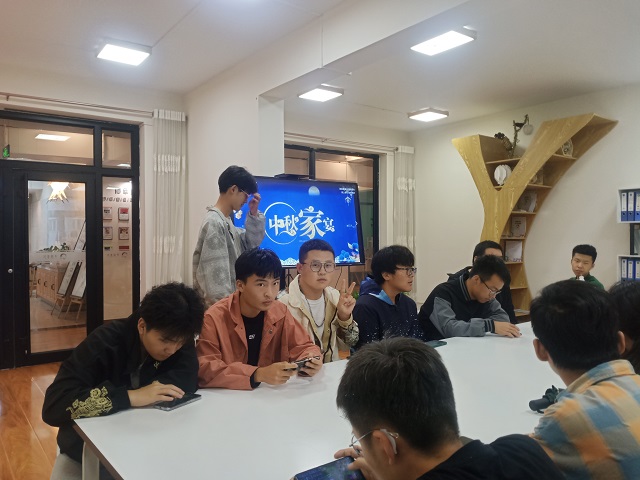 【完满班级】遥寄相思中秋梦 千里故人何处逢 ——食品与环境学院食安2003班完满班级活动