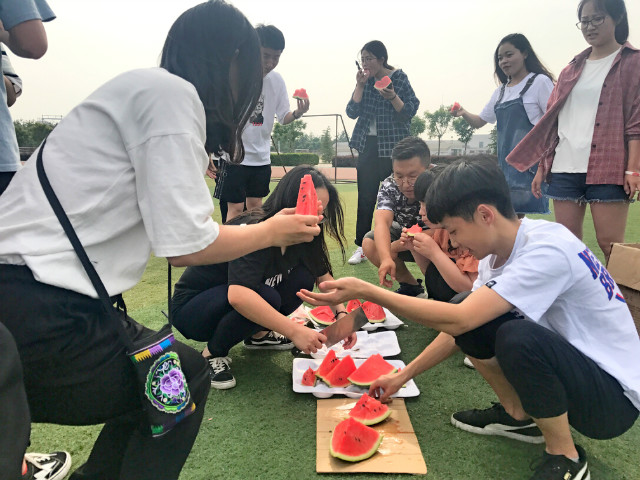 【完满班级】青春洋溢 放飞六月——淬炼商学院举办六月完满班级主题活动（七）