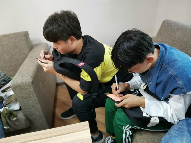 【完满班级】向2022年的自己致敬——软件1805班“向2022年的自己致敬”书写梦想活动