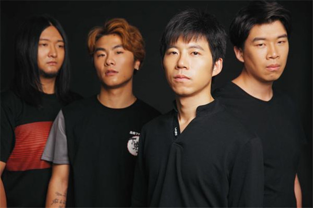 【音乐节·无边】这个秋天为梦出发 这个花季为他喝彩——“2017 无边”第五届校园摇滚音乐节