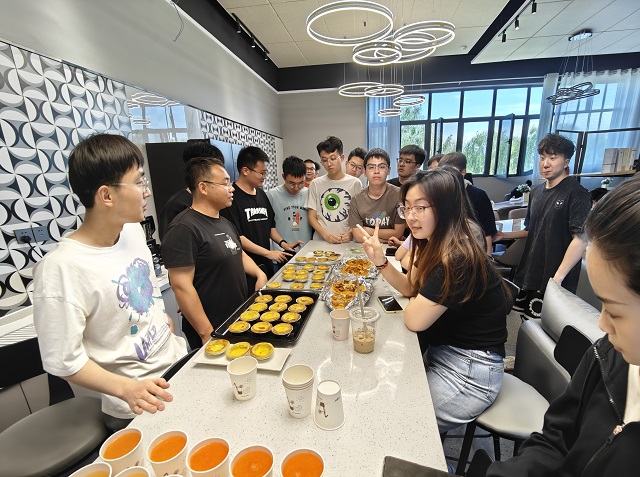 迎微风吹拂 与夏夜相逢——智能工程学院六月完满团支部活动集锦(二)