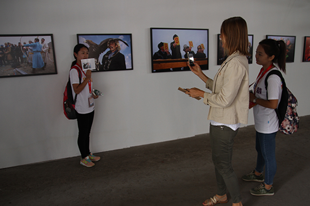团委美宣工作室赴2016年平遥国际摄影大展学习交流