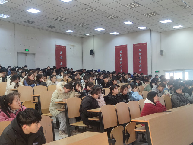 【辅导员说完满】以诚取信 以诚取胜 以信立人——淬炼·国际商学院2021级“辅导员说完满”专题活动