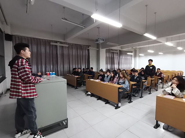 【完满班级】赤诚之心 与党同行 ——艺术传媒学院视觉1901班“永远跟党走”知识竞赛活动