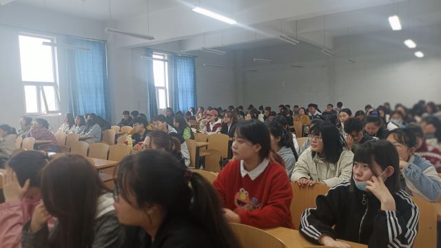 学长计划第836期：赞时代楷模 树雷锋榜样——第一百四十期学长计划“学雷锋精神，树校园新风”交流分享会