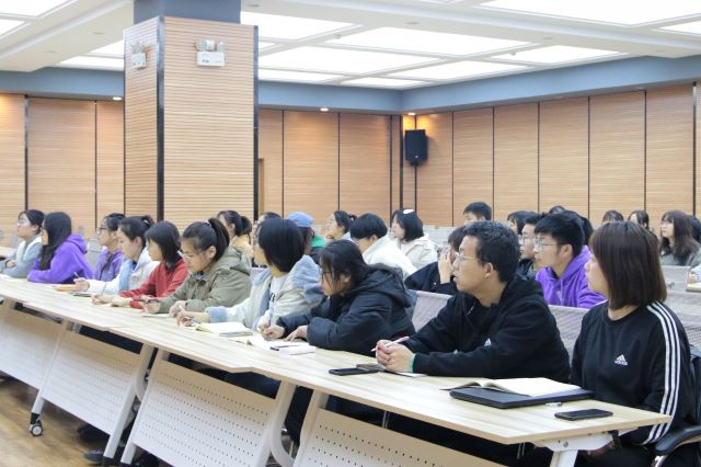 【书院传真】定格书院精彩 走进摄影世界——第18期书院青年“X”训练营圆满举办