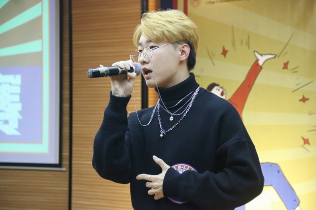 【达人秀】第八届“我最闪亮”信院达人秀十强专访:歌唱吧!达人