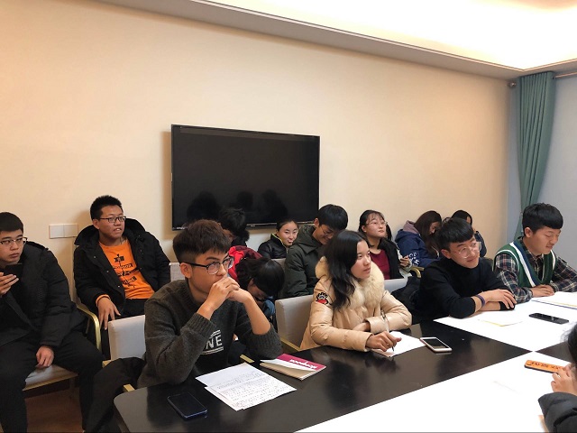 【社团快讯】以辩会友 在探索中前行