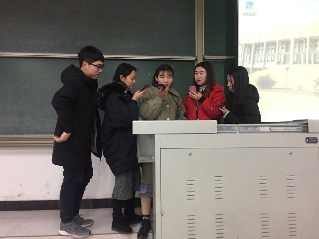 【完满班级】韵动青春 华彩绽放——食品与环境学院食品1802班热点艺术话题讲述