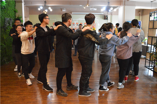 【完满班级】协作 体验 太行书院举办第十二期协作力定制班——数据1802班举办完满班级活动